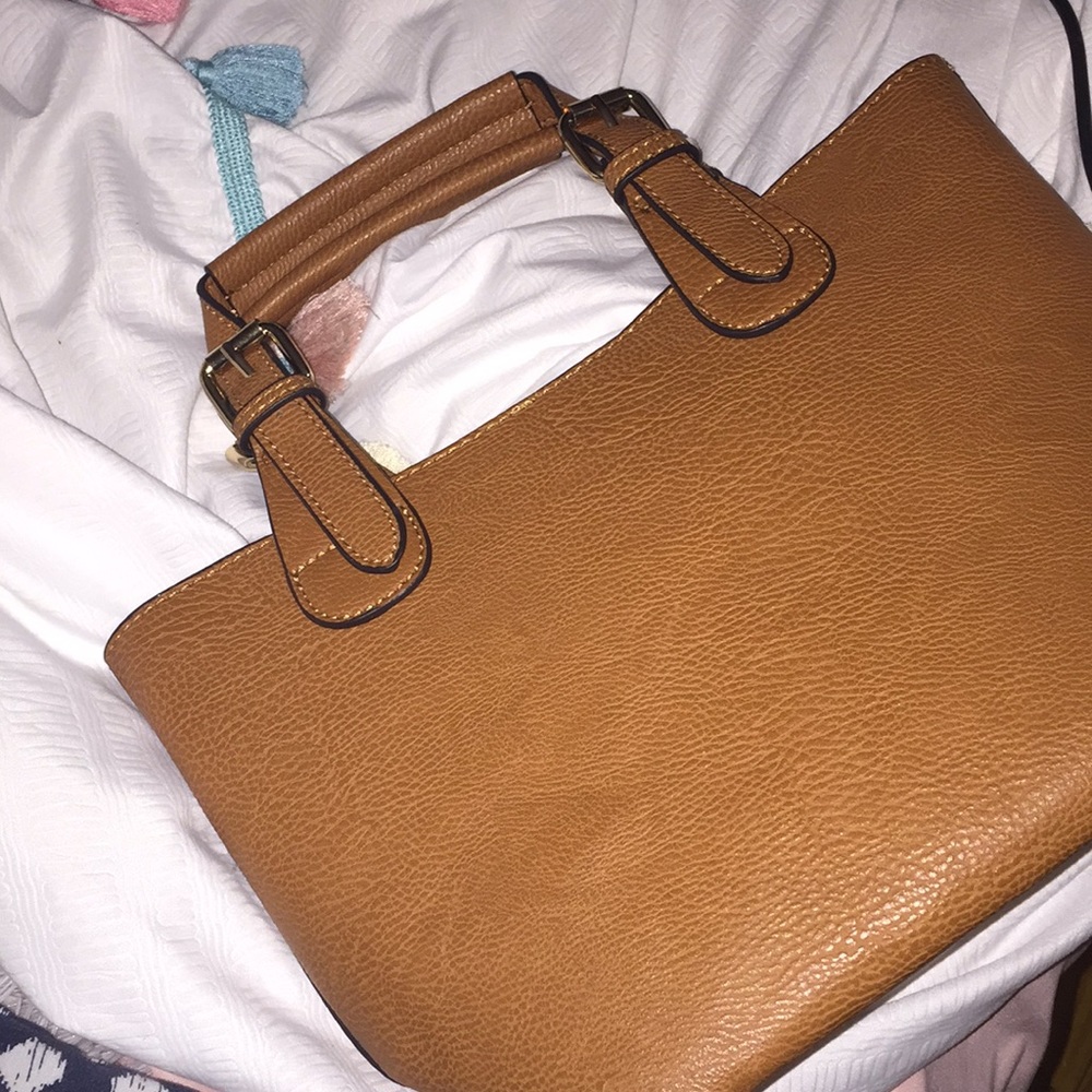 LEATHER PURSE
